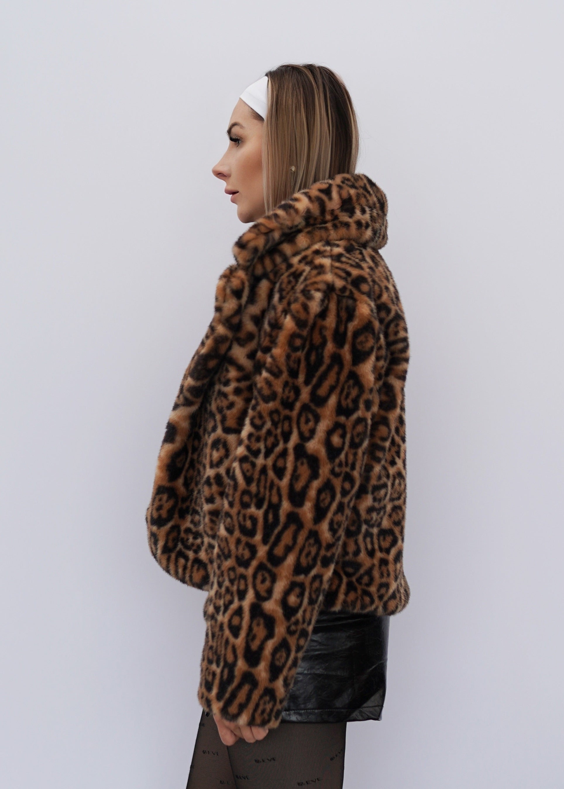 Leo Kunst-Nerz Jacke