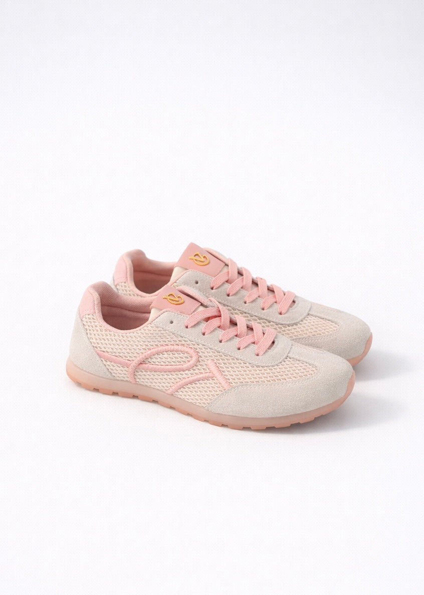 Sneaker Love | EVE Collection s.s 2026