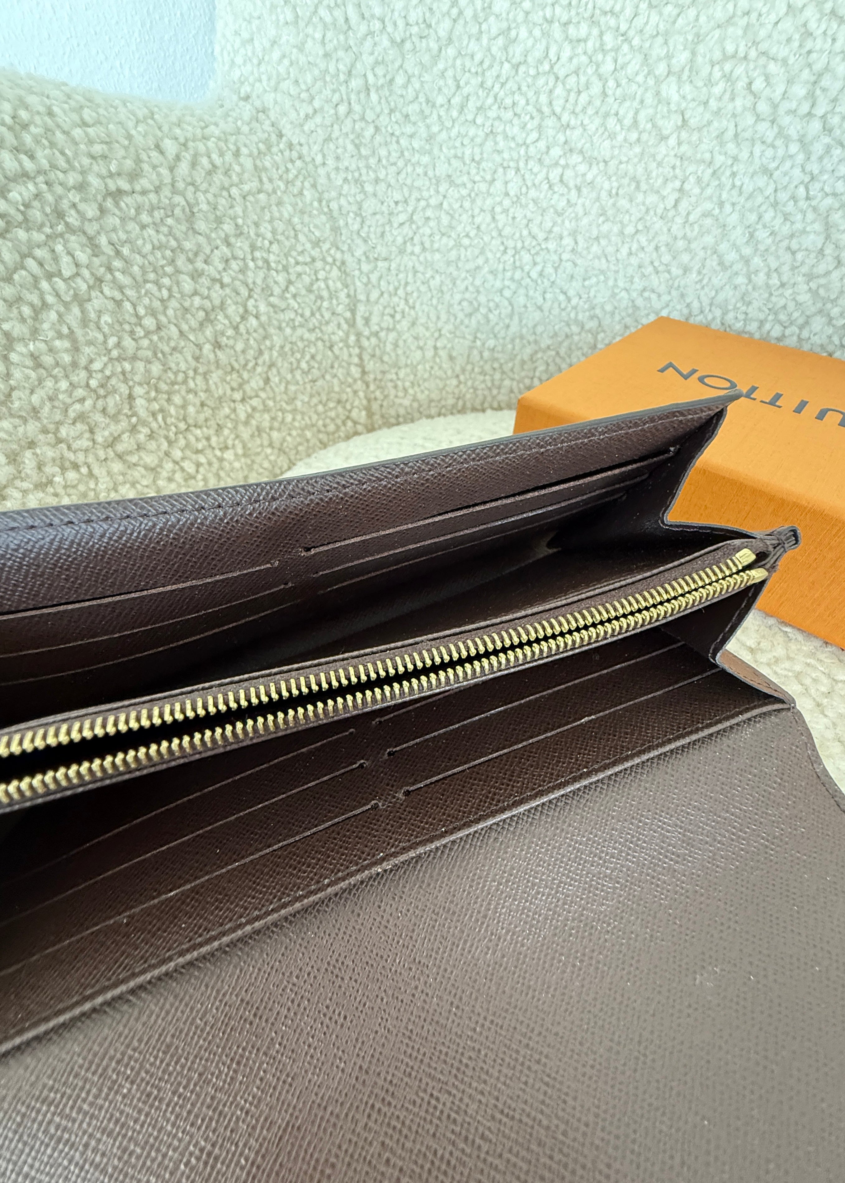 Louis Vuitton Sarah Wallet