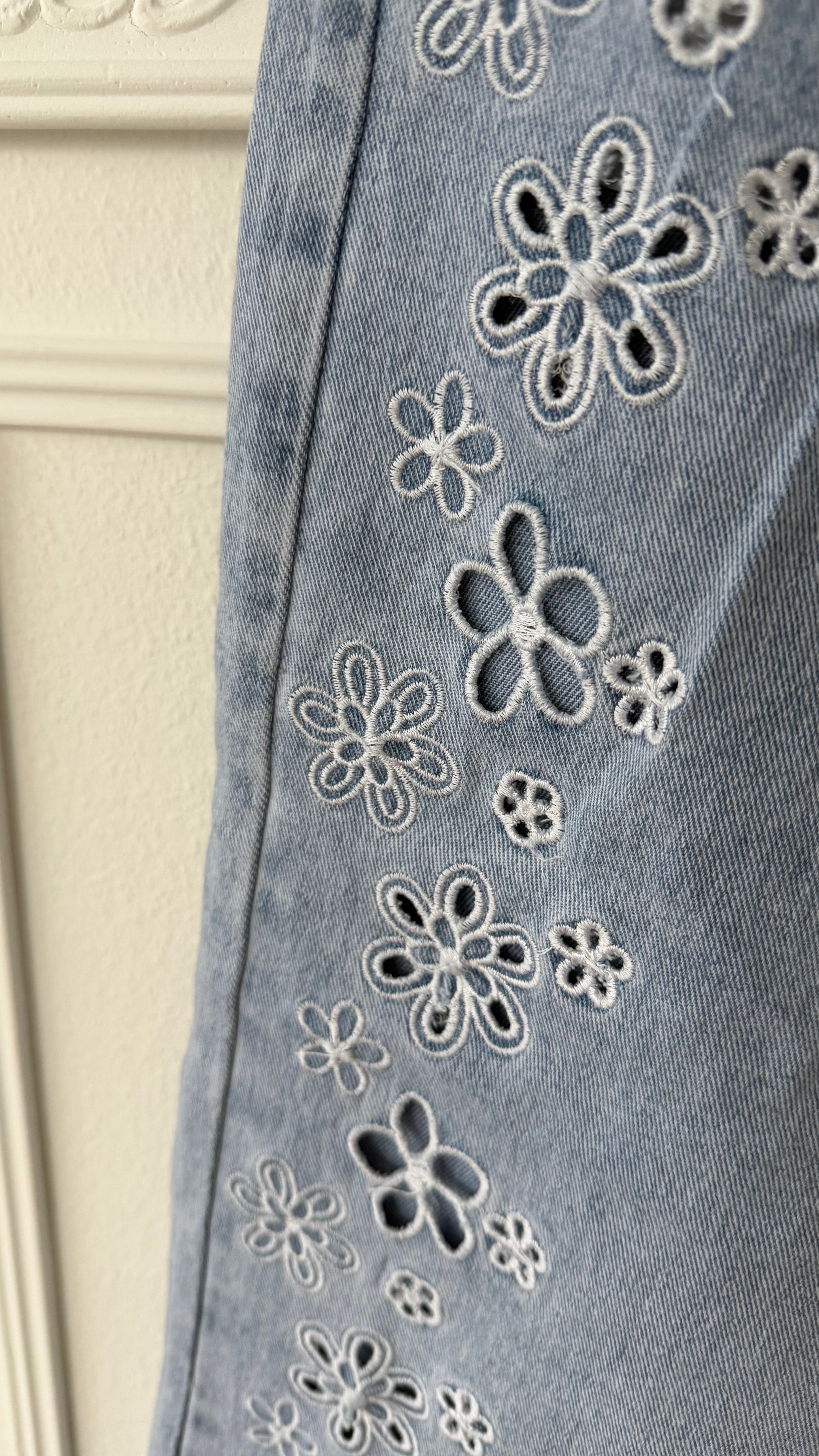 Jeans Blümchen | EVE collection S.S 2026