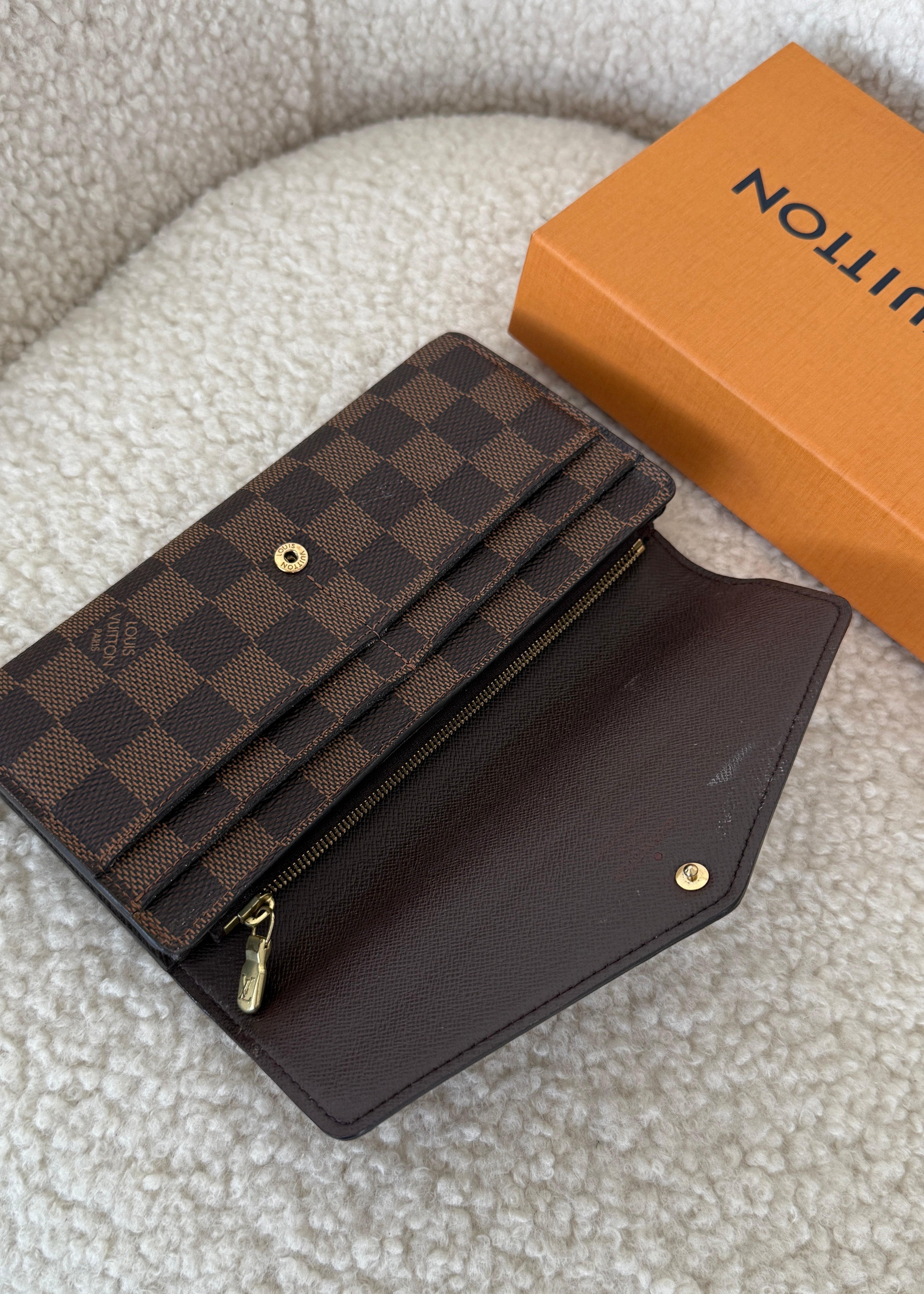 Louis Vuitton Sarah Wallet