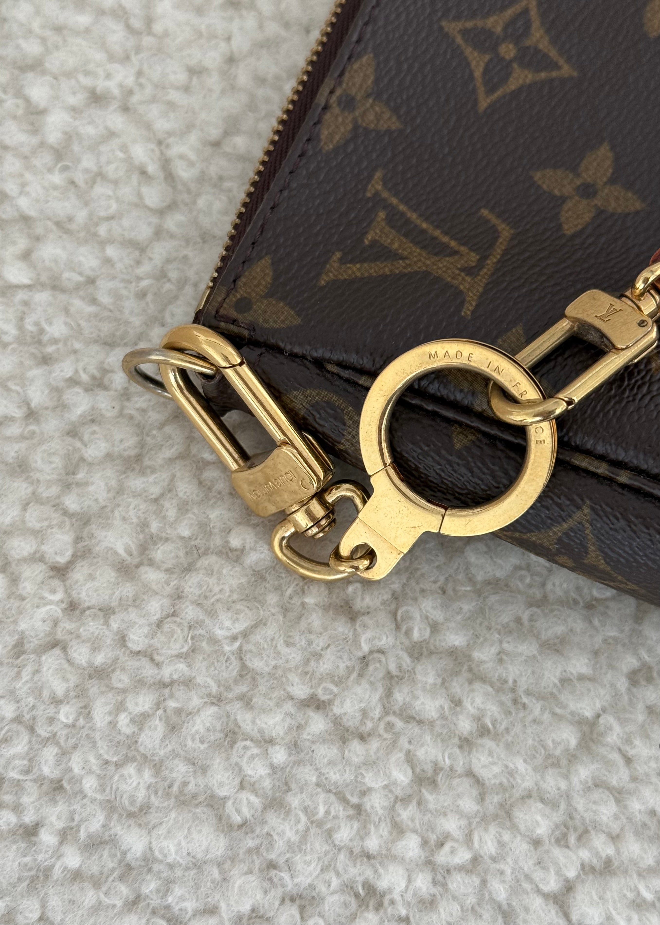 Louis Vuitton Pochette