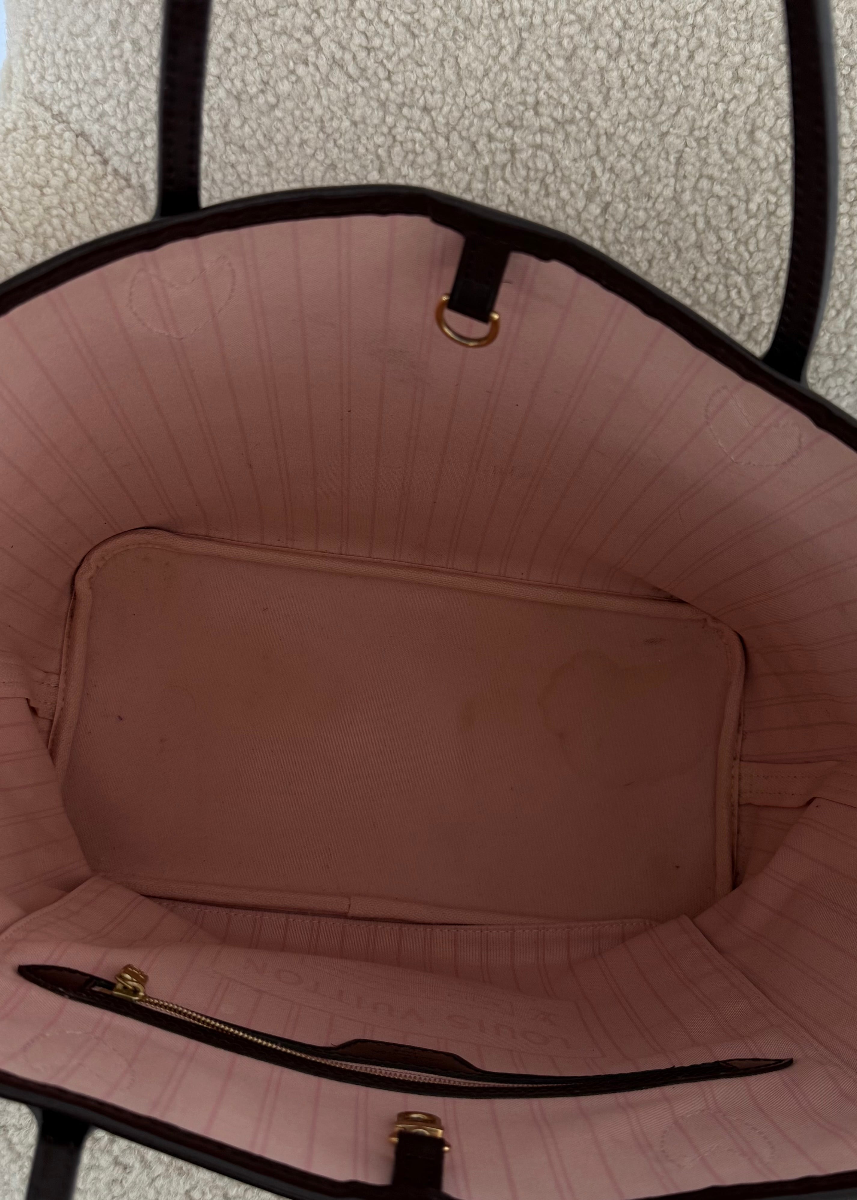 LOUIS VUITTON Neverfull MM