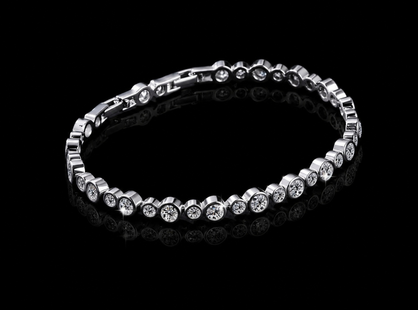 G.EVE Labor Diamonds Bee Bracelet