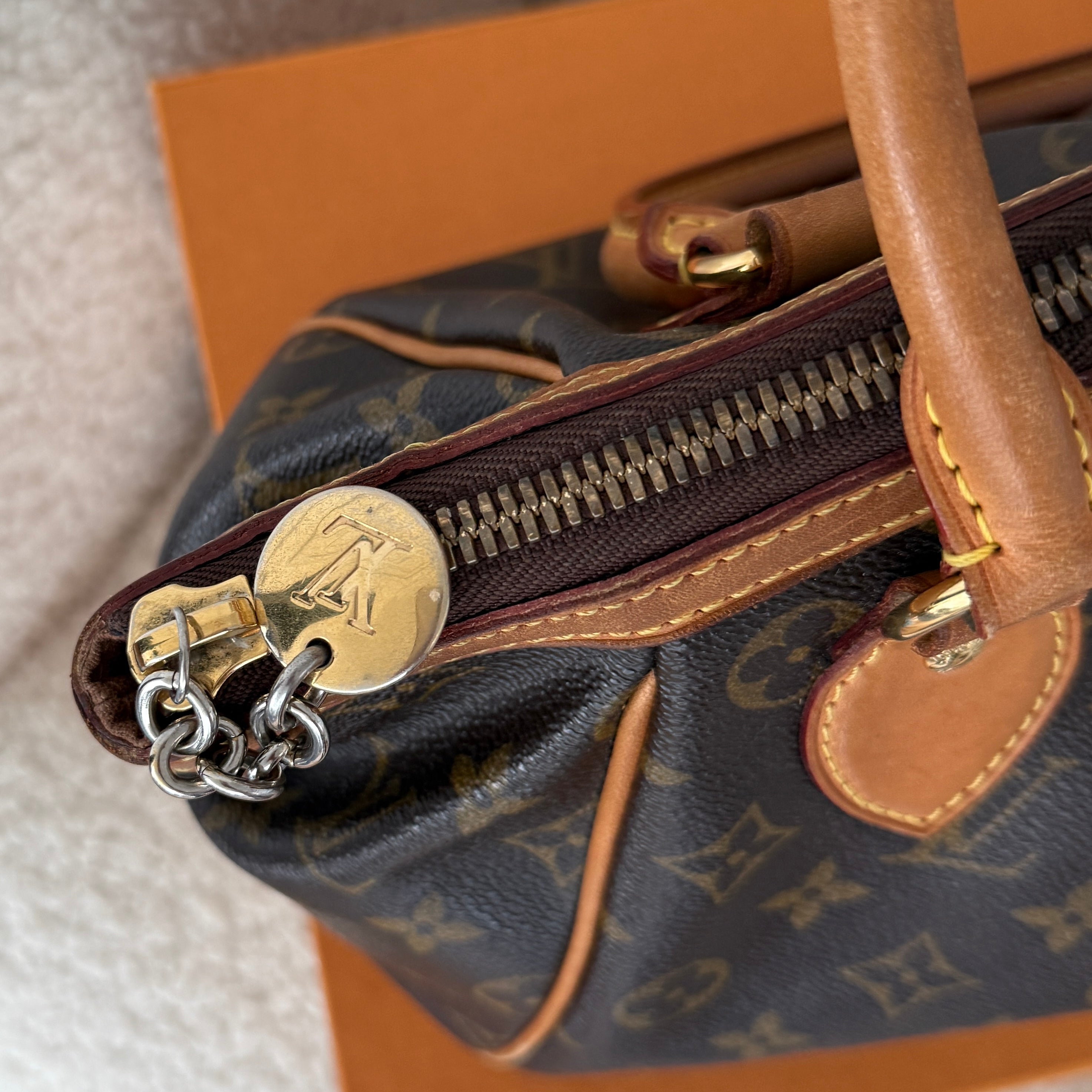 Louis Vuitton Tivoli PM