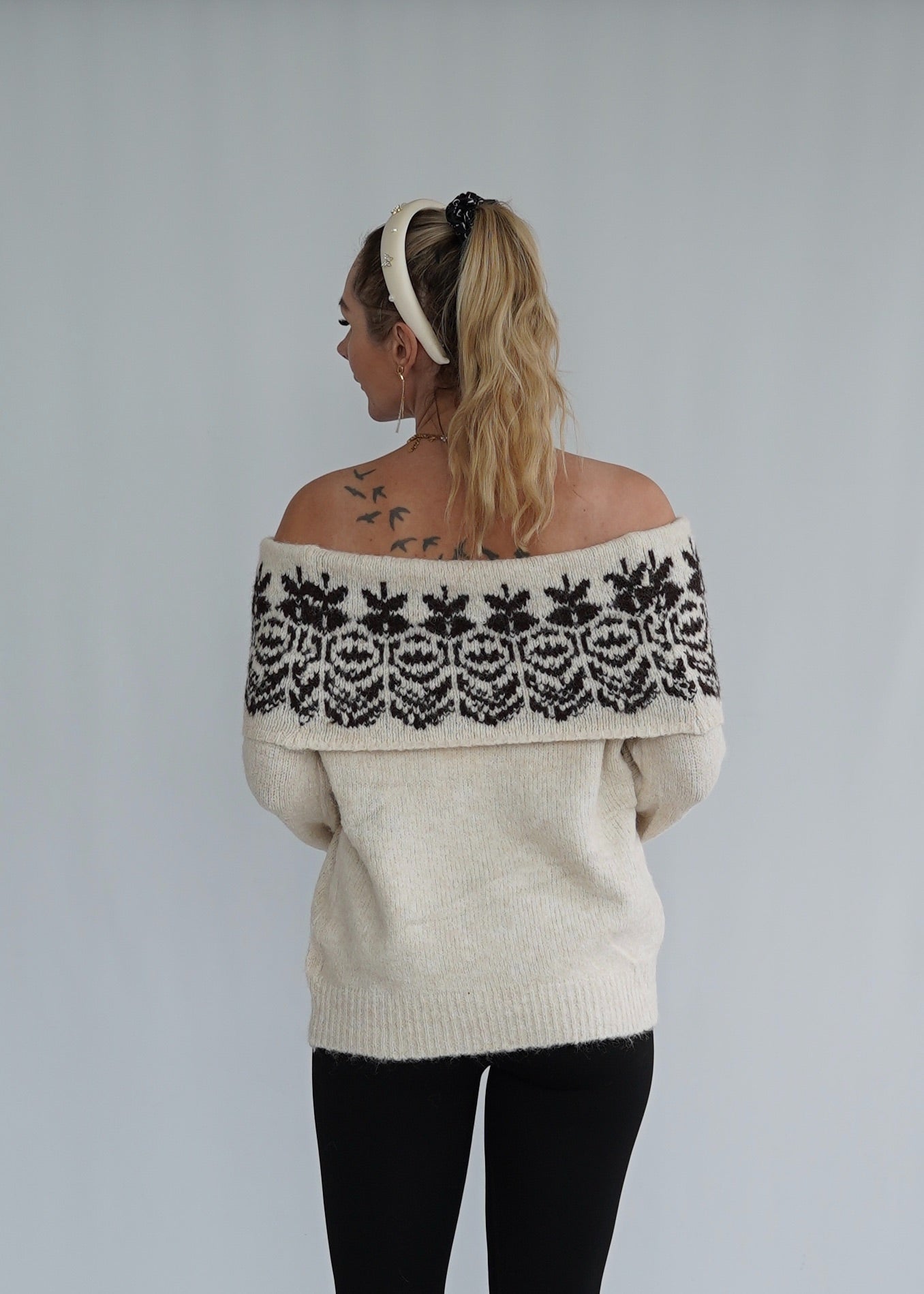 Pullover Flocke Schulterfrei