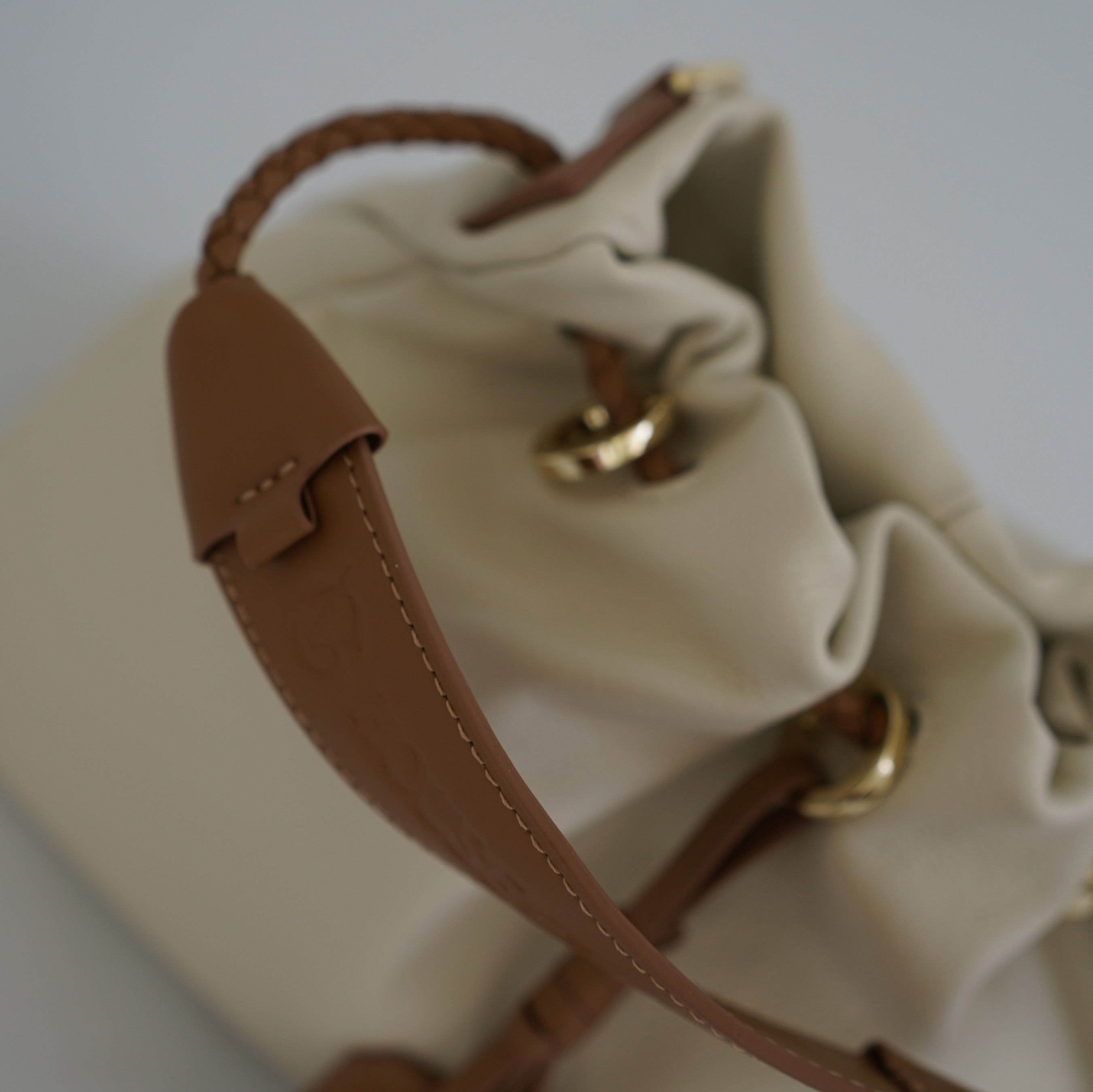 Mochy Collection G.EVE Bag White