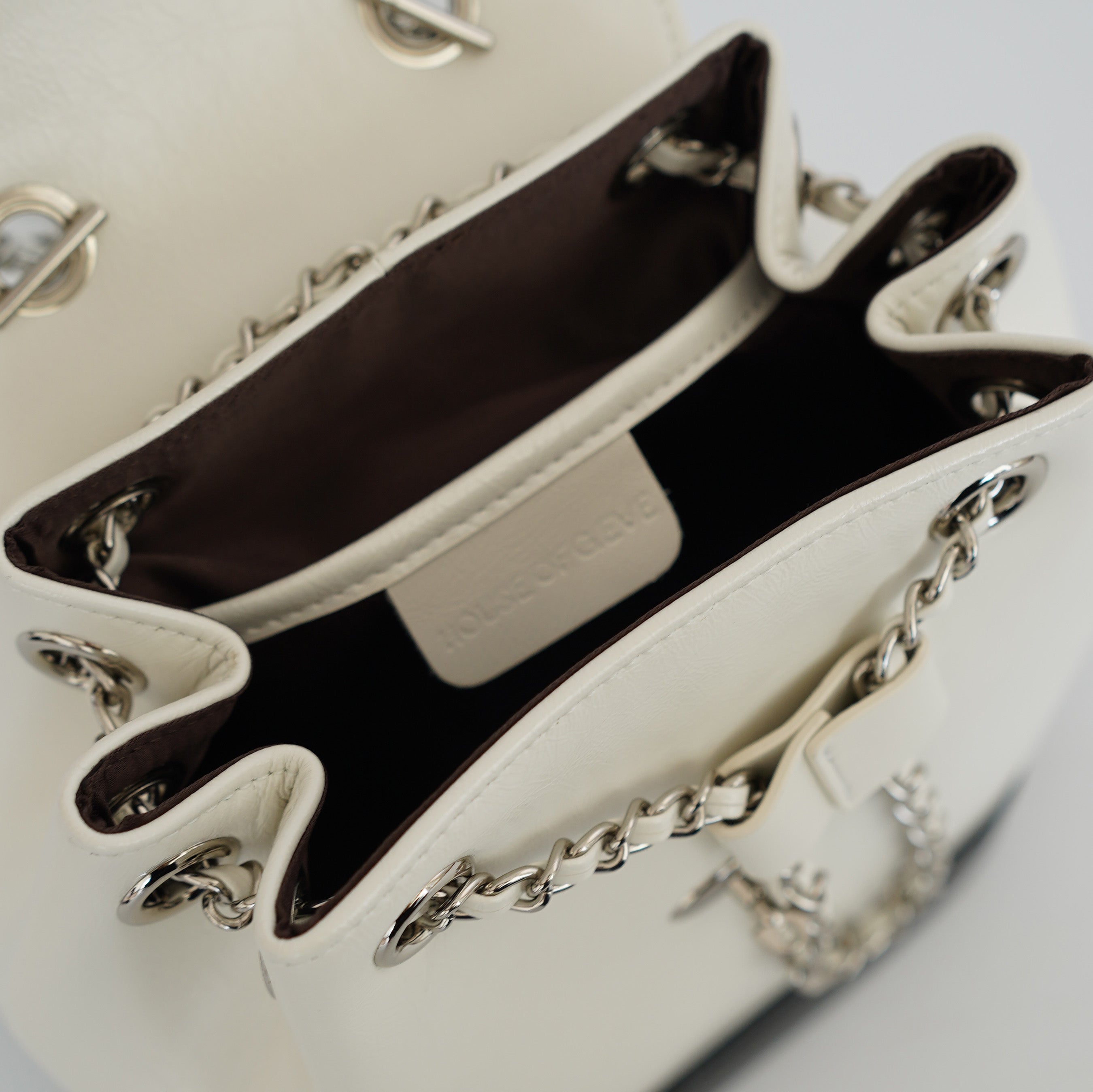 Rosche EVE Collection White