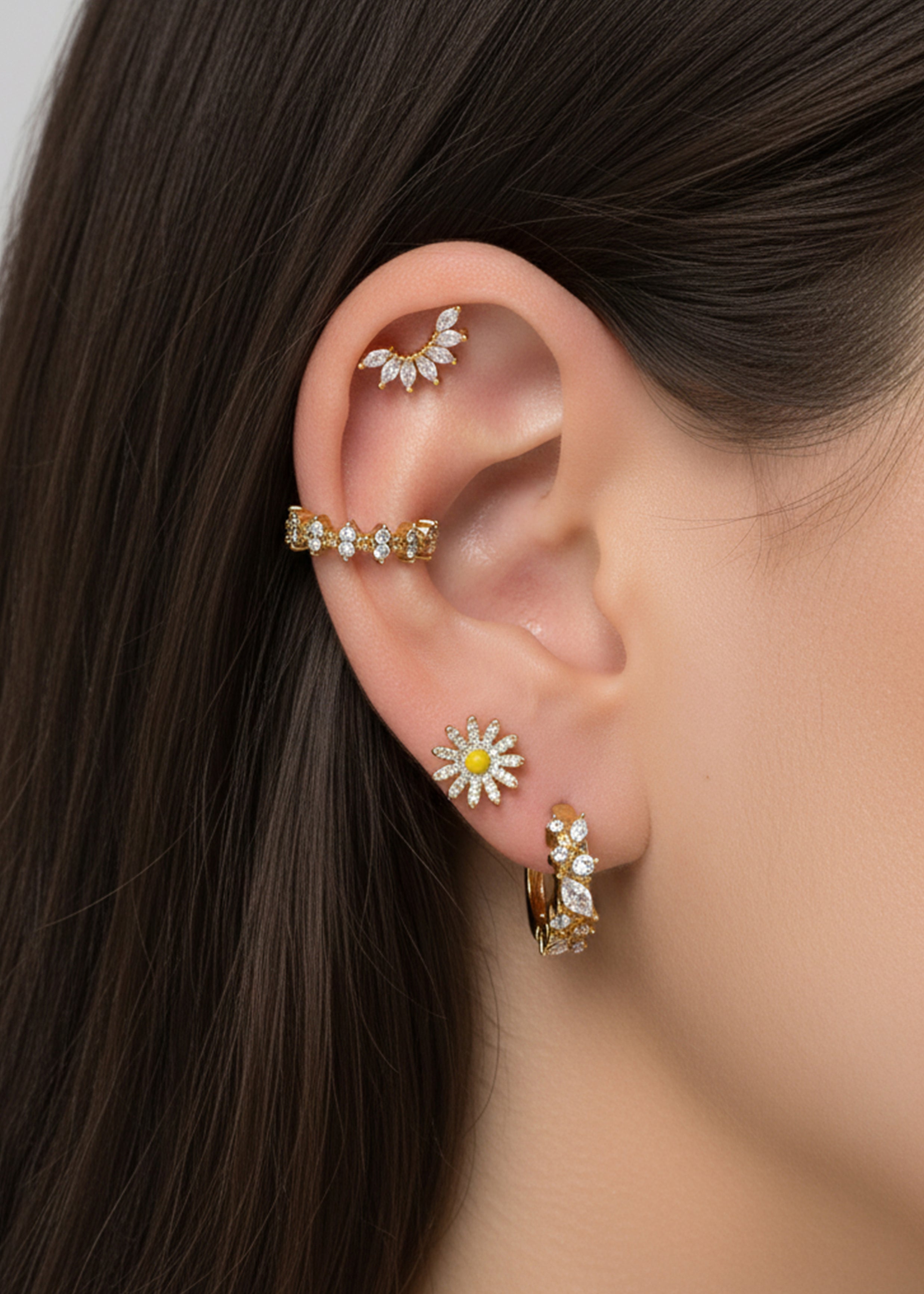 Gilded Leaf Earring