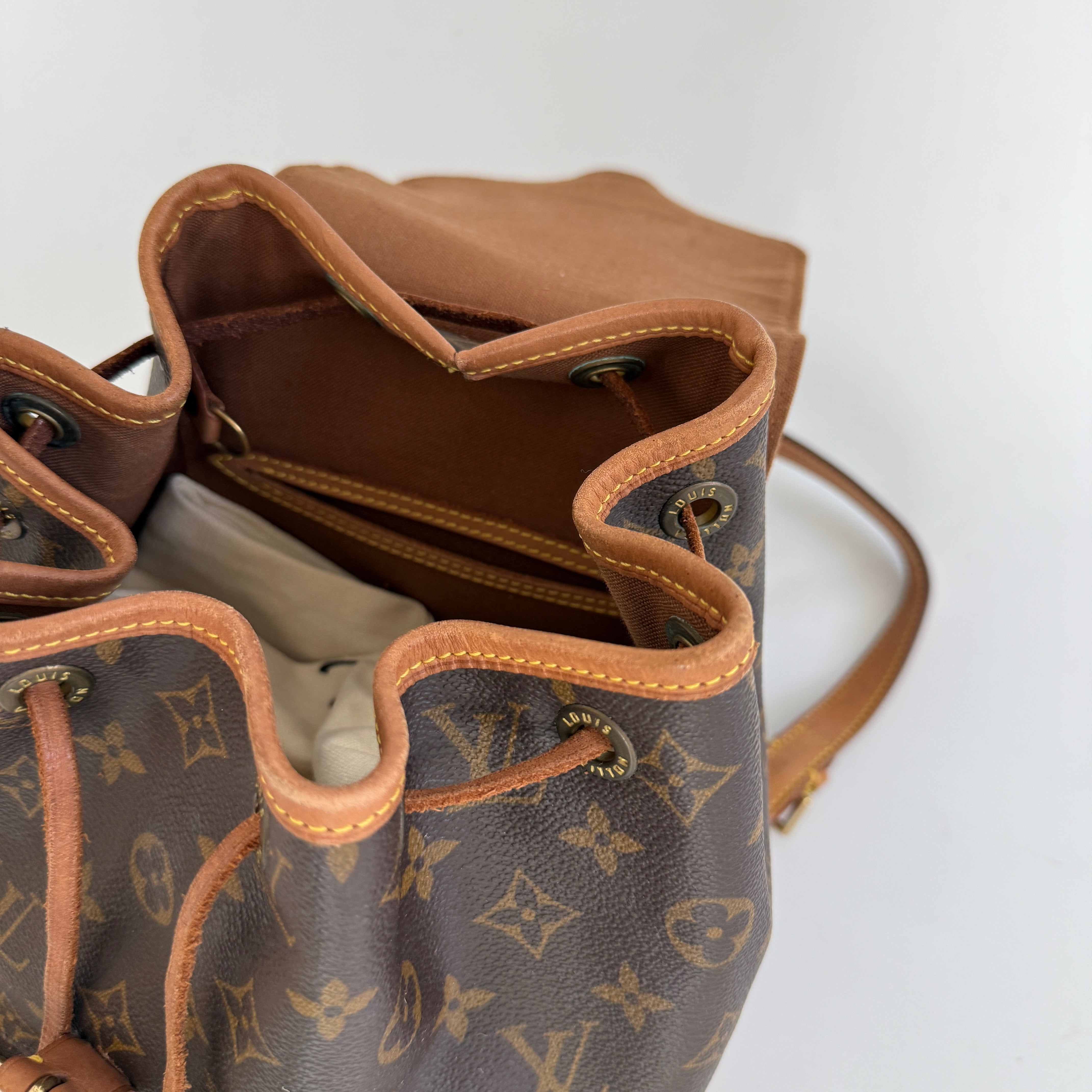 LOUIS VUITTON Rucksack "MONTSOURIS MM“
