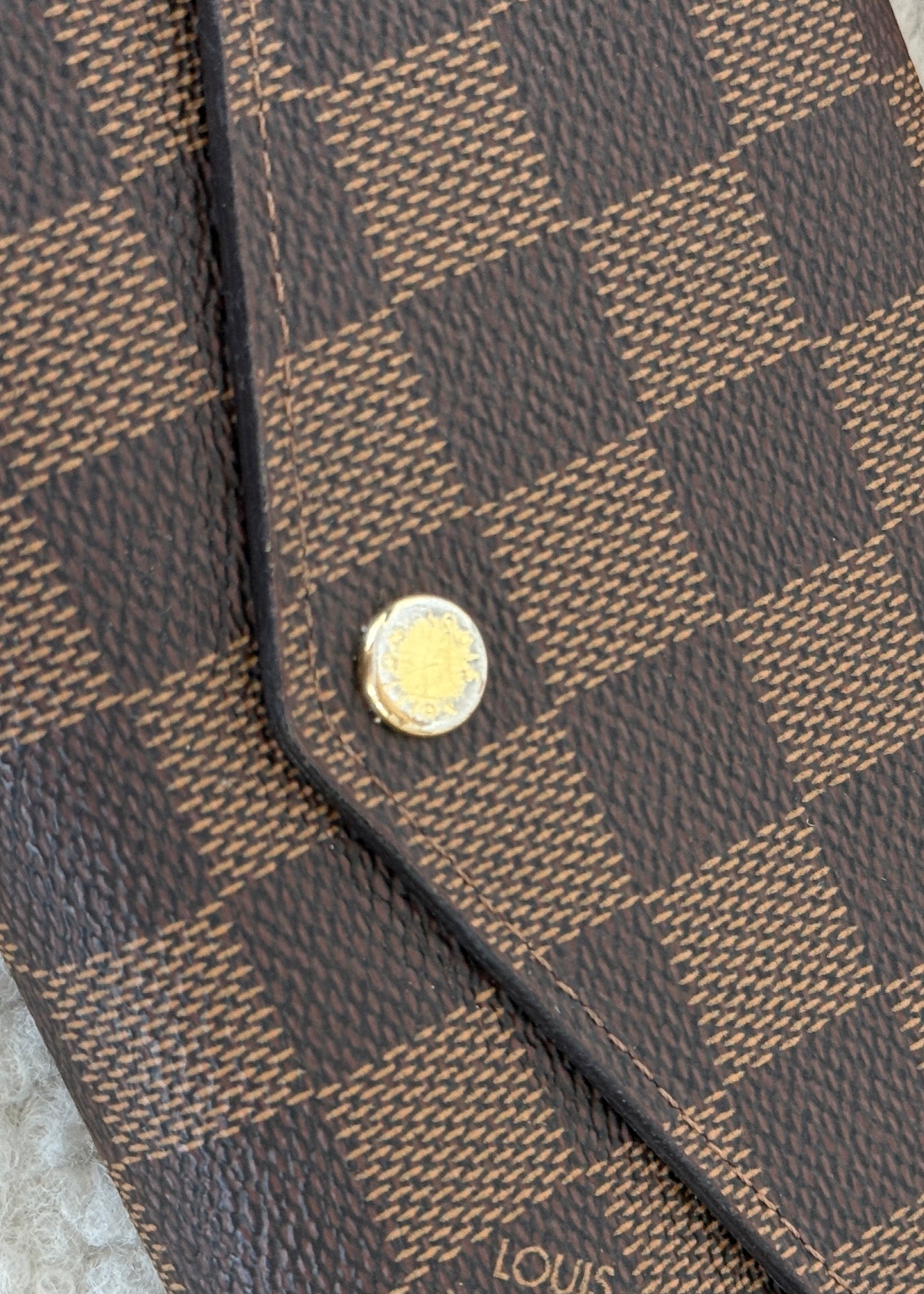 Louis Vuitton Sarah Wallet