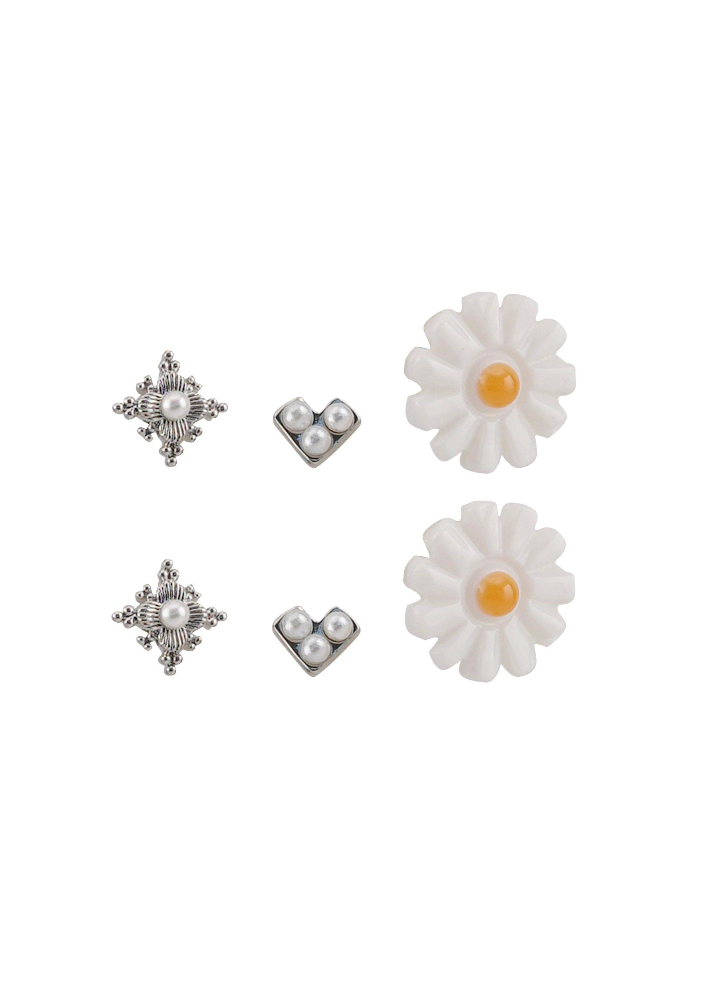 Daisy Charm Earring Set
