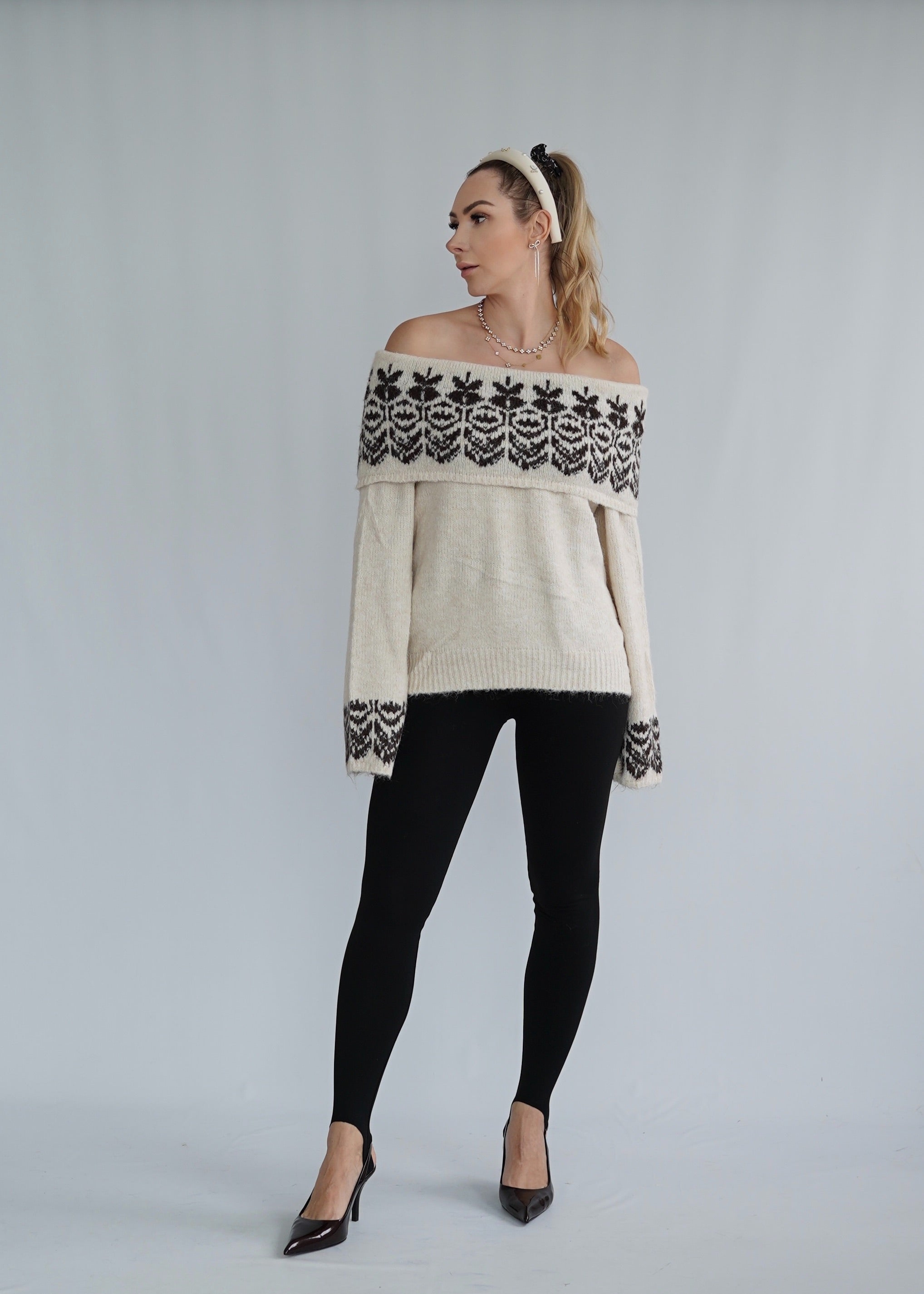 Pullover Flocke Schulterfrei