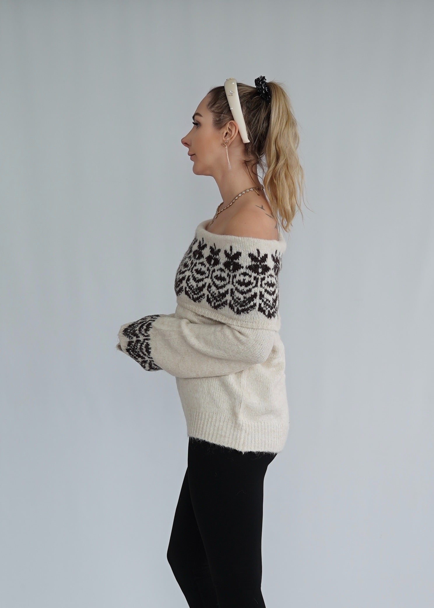 Pullover Flocke Schulterfrei